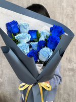 AF- UBC Blue & Yellow Rose Bouquet💛💙