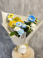 AF-008 UBC Graduation Bouquet 💛💙