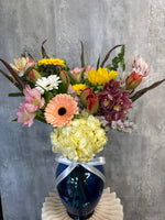 AC-005  About Flower Signature Vase Arrangement