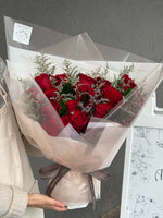 AF-013 Only rose bouquet