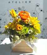 AC-004 Sunshine Garden Centerpiece