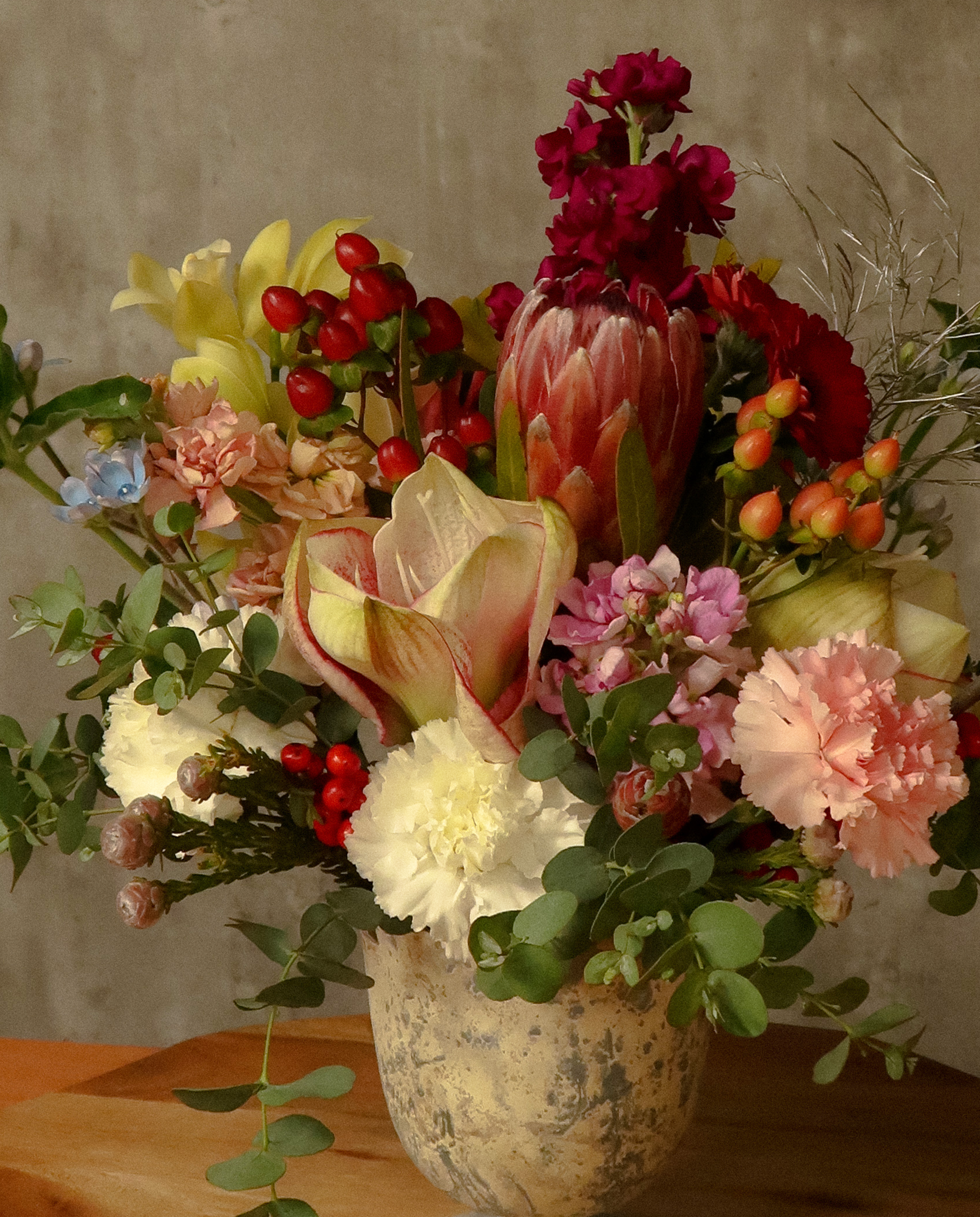 AX-014 Christmas Table Centerpiece